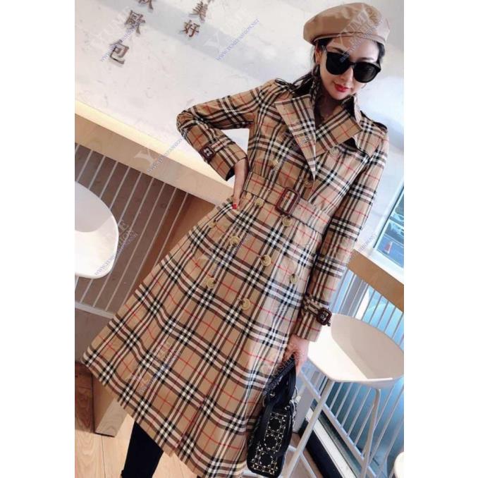 ÁO NỮ BURBERRY&nbsp;Áo khoác Nữ