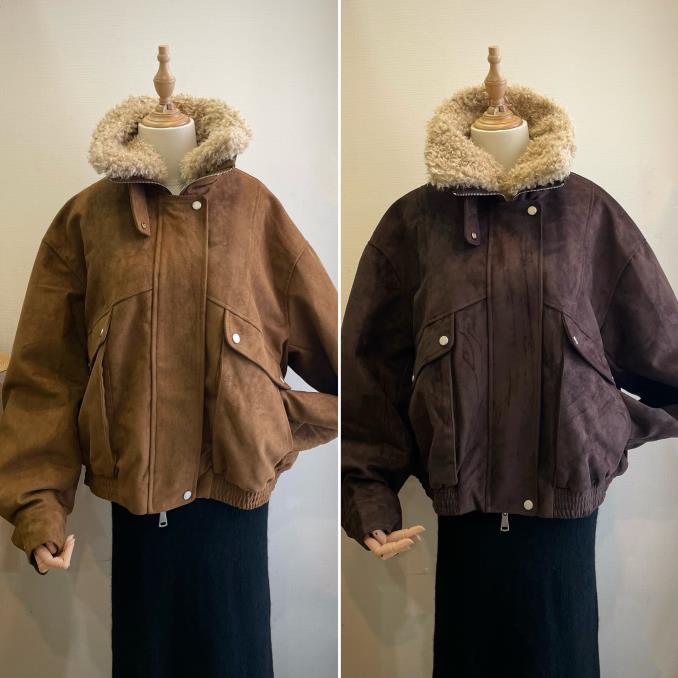 ÁO NỮ ÁO KHÔNG HIỆU&nbsp;