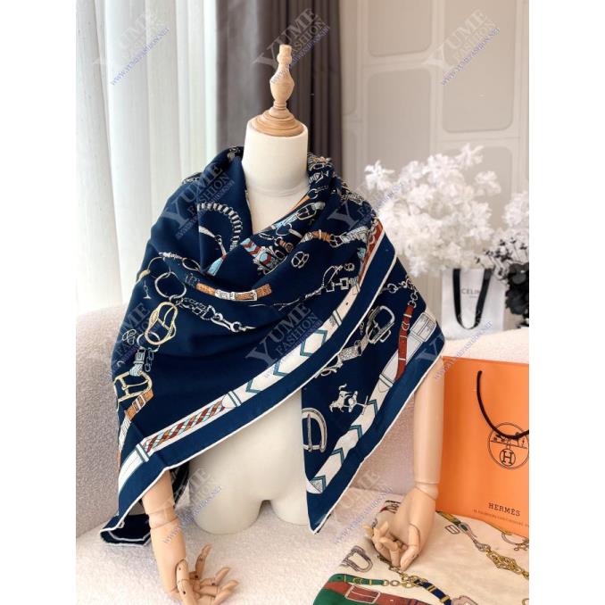 KHĂN CHOÀNG HERMES&nbsp;