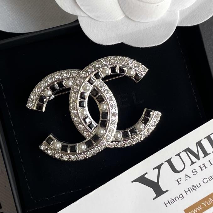 CÀI ÁO&nbsp;Cài áo Chanel