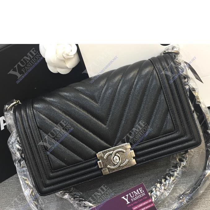 TÚI XÁCH CHANEL&nbsp;Boy V Caviar Leather