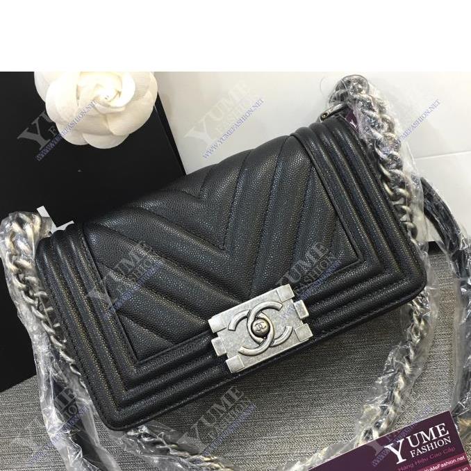TÚI XÁCH CHANEL&nbsp;Boy V Caviar Leather