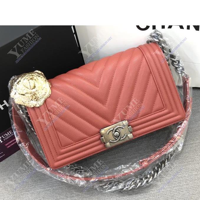TÚI XÁCH CHANEL Boy Caviar Leather 