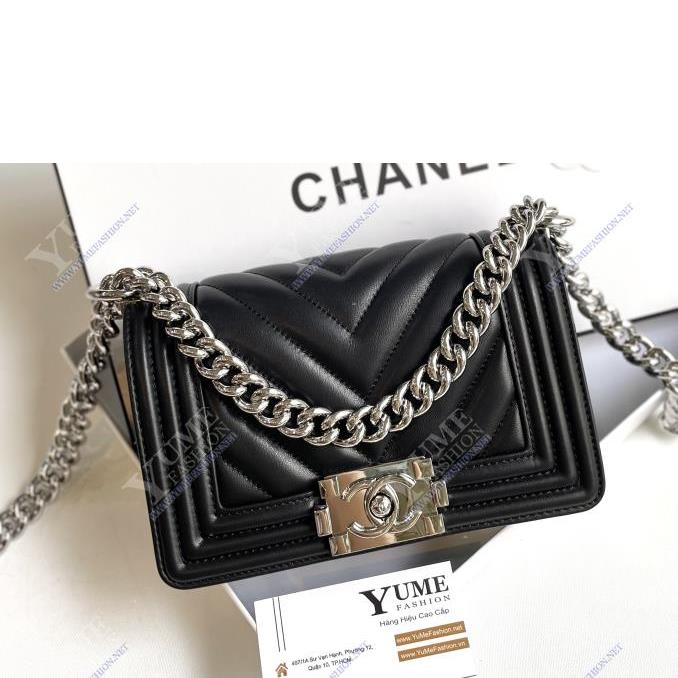 TÚI XÁCH CHANEL Boy 20 V Lambskin Leather