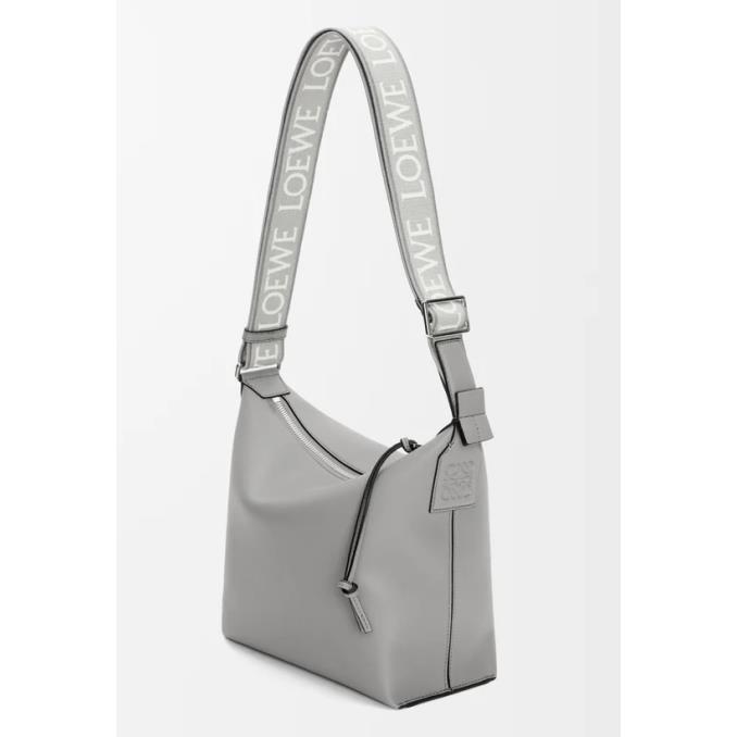 TÚI XÁCH LOEWE&nbsp;Small Cubi crossbody bag